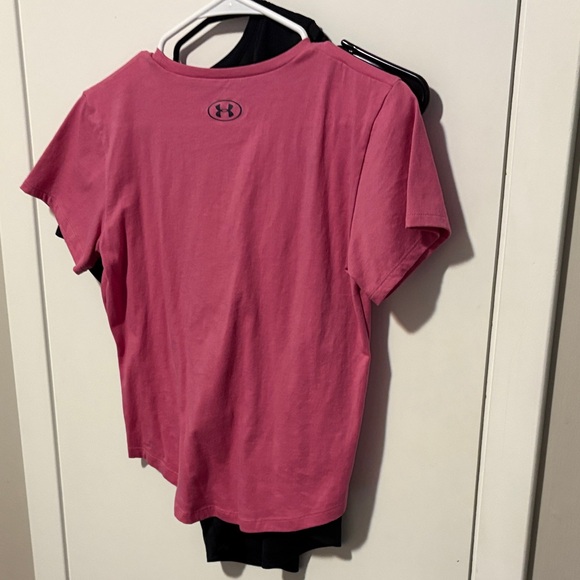 Under Armour BUNDLE Kids' Black and Pink Logo Tee - Picture 4 of 4